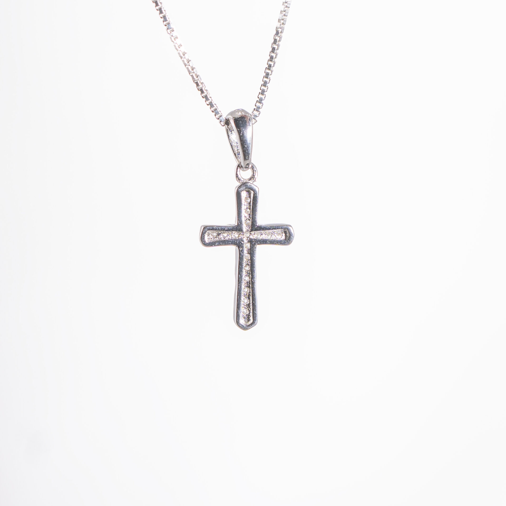 element.silver.cross.245a