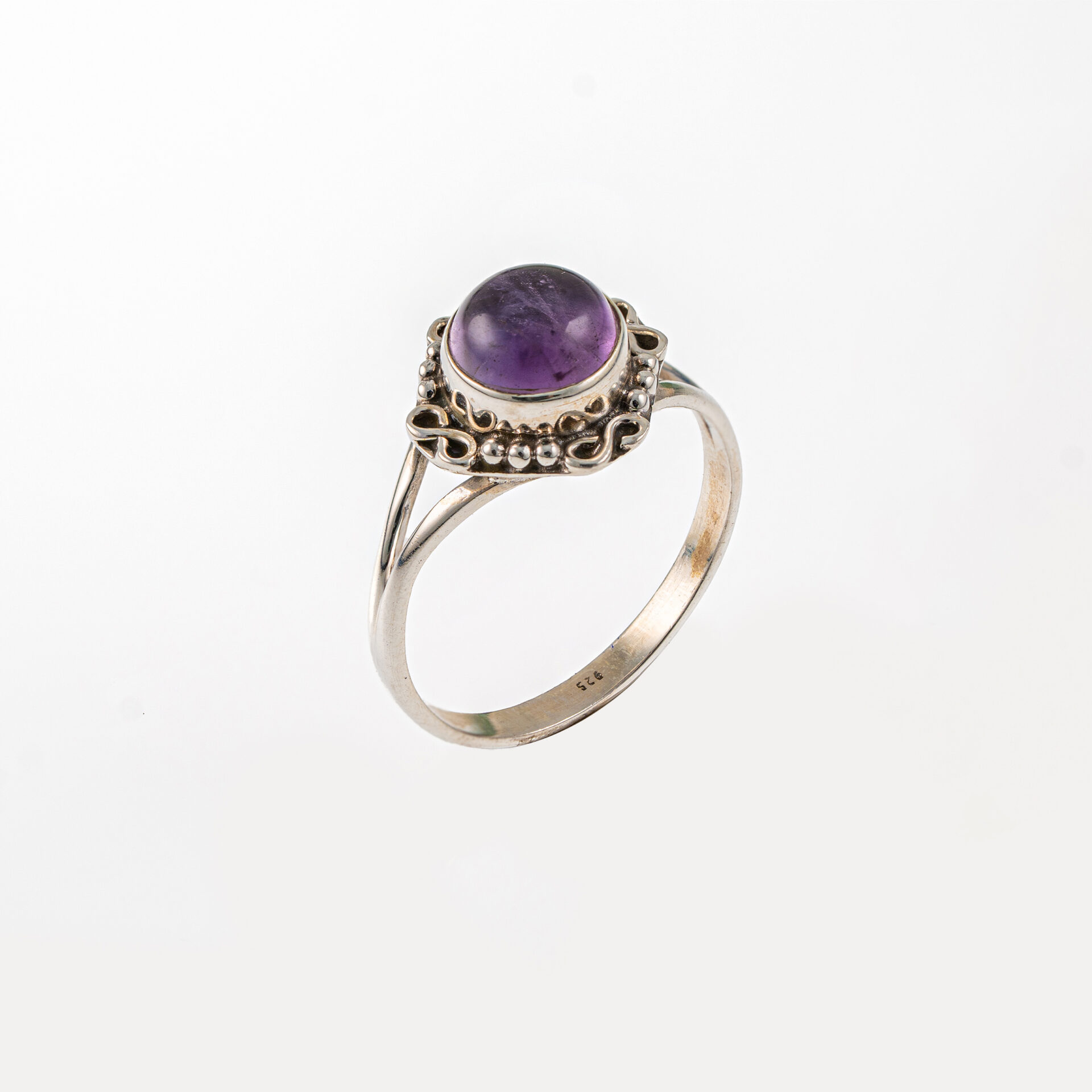 ring.silver.amethyst.purple.217a