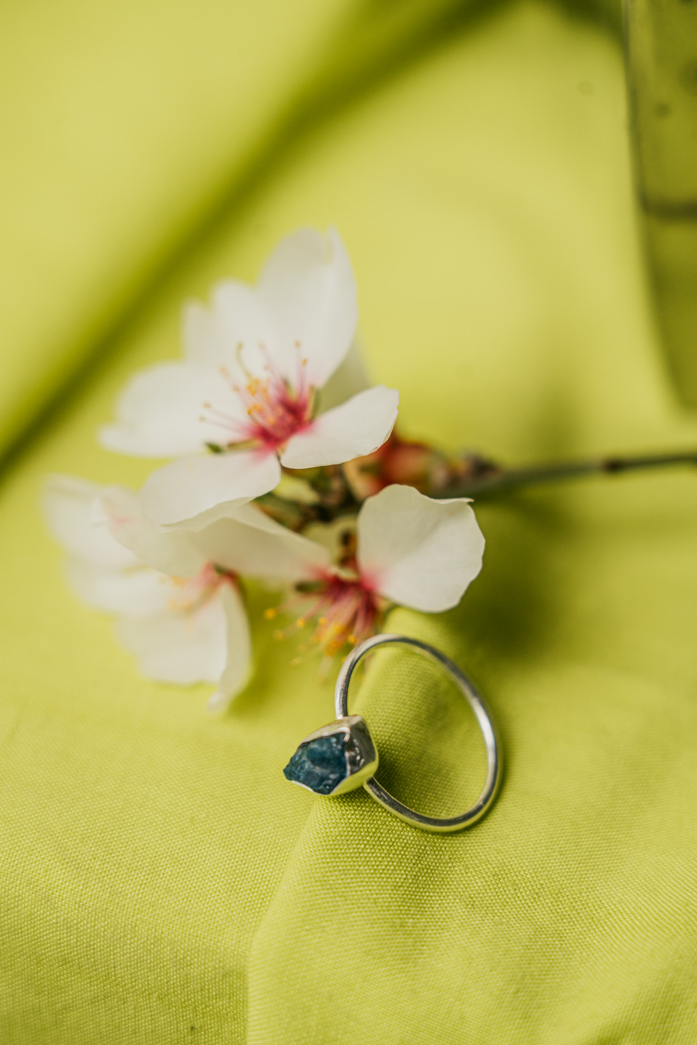 ring-silver-apatite277 ΔΑΧΤΥΛΙΔΙ ΑΣΗΜΕΝΙΟ 925 ΜΕ ΜΠΛΕ ΑΠΑΤΙΤΗ 25 ΕΥΡΩ - Image 1