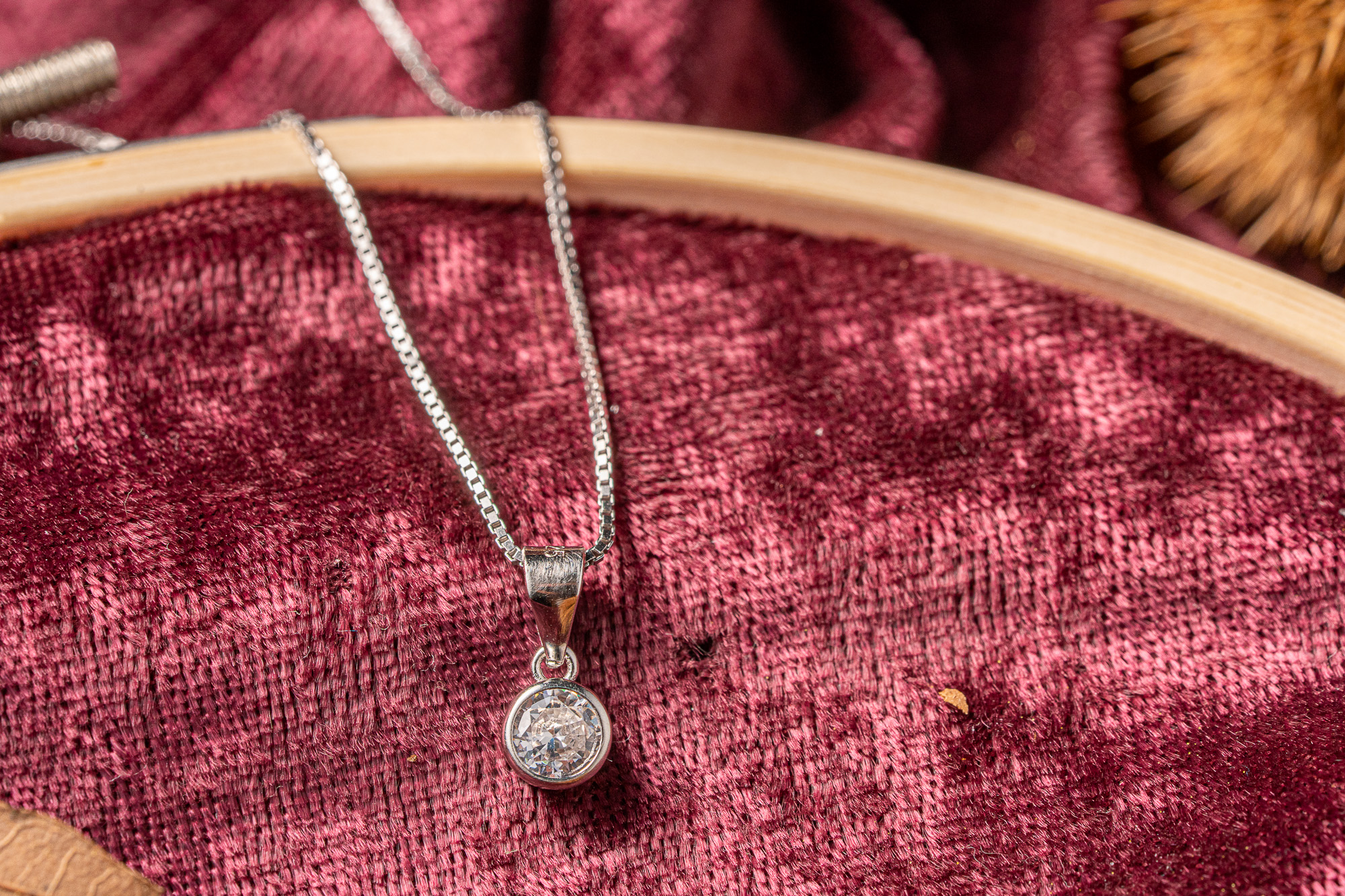 element.silver.zircon.294a ΜΟΤΙΦ ΑΣΗΜΕΝΙΟ 925 ΕΠΙΠΛΑΤΙΝΩΜΕΝΟ ΜΕ ΔΙΑΦΑΝΕΣ ΖΙΡΓΚΟΝ 30 ΕΥΡΩ - Image 1
